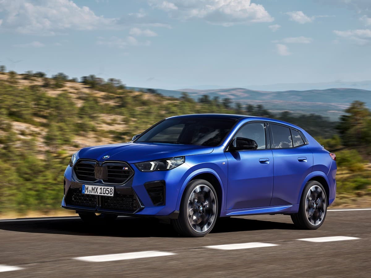 Hyundai-Custin-Launch