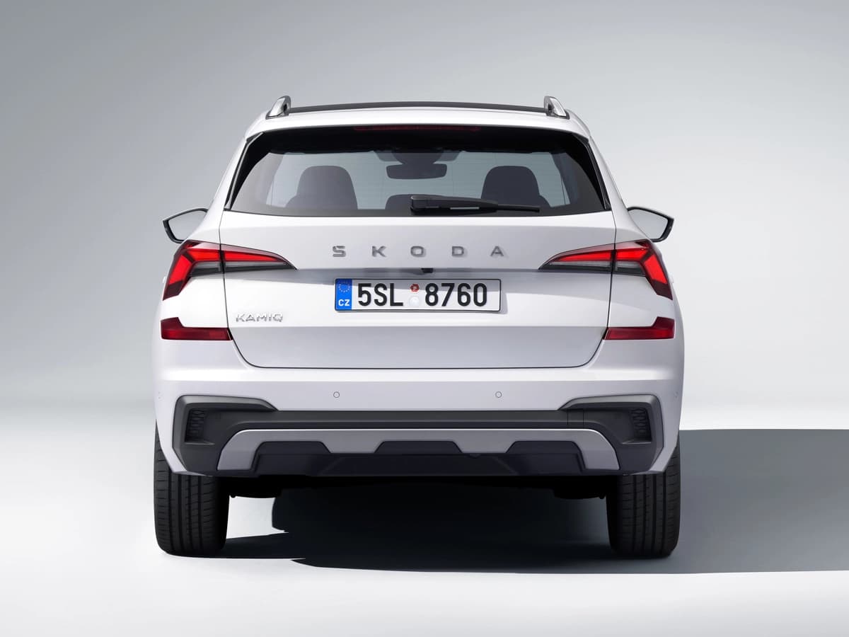 Hyundai-Custin-Launch