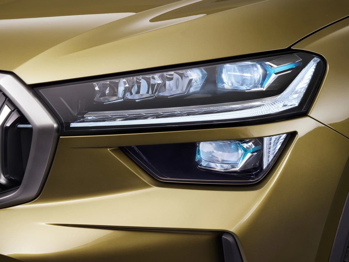 Hyundai-Custin-Launch