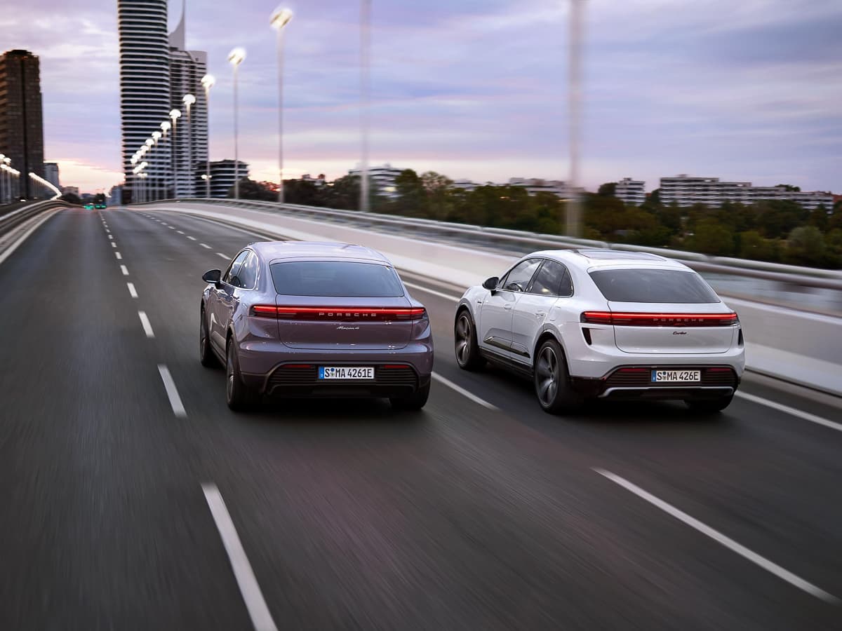Hyundai-Custin-Launch