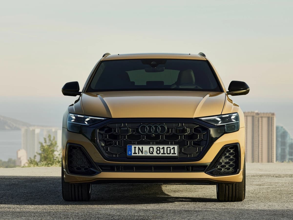 Hyundai-Custin-Launch