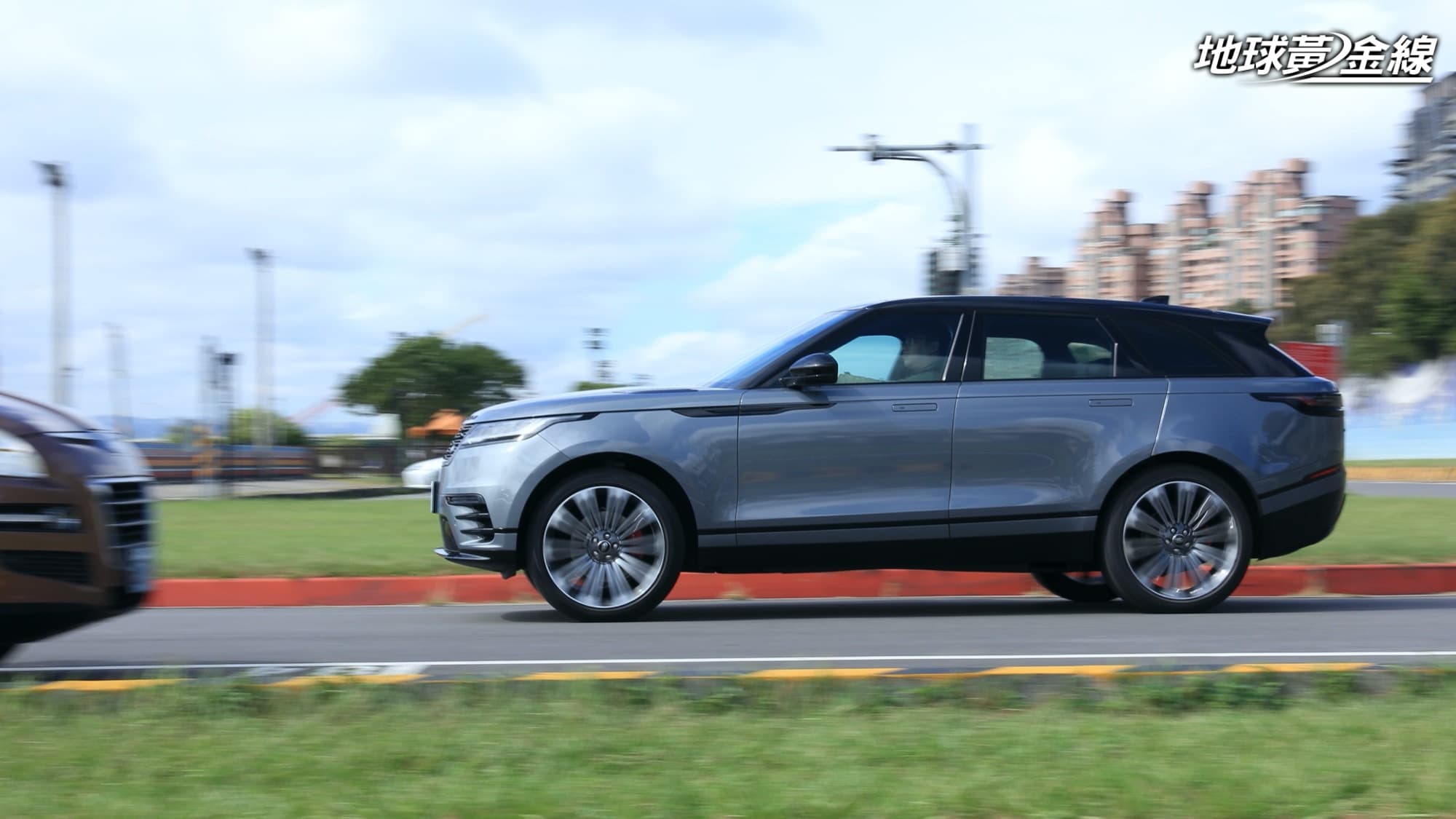Hyundai-Custin-Launch