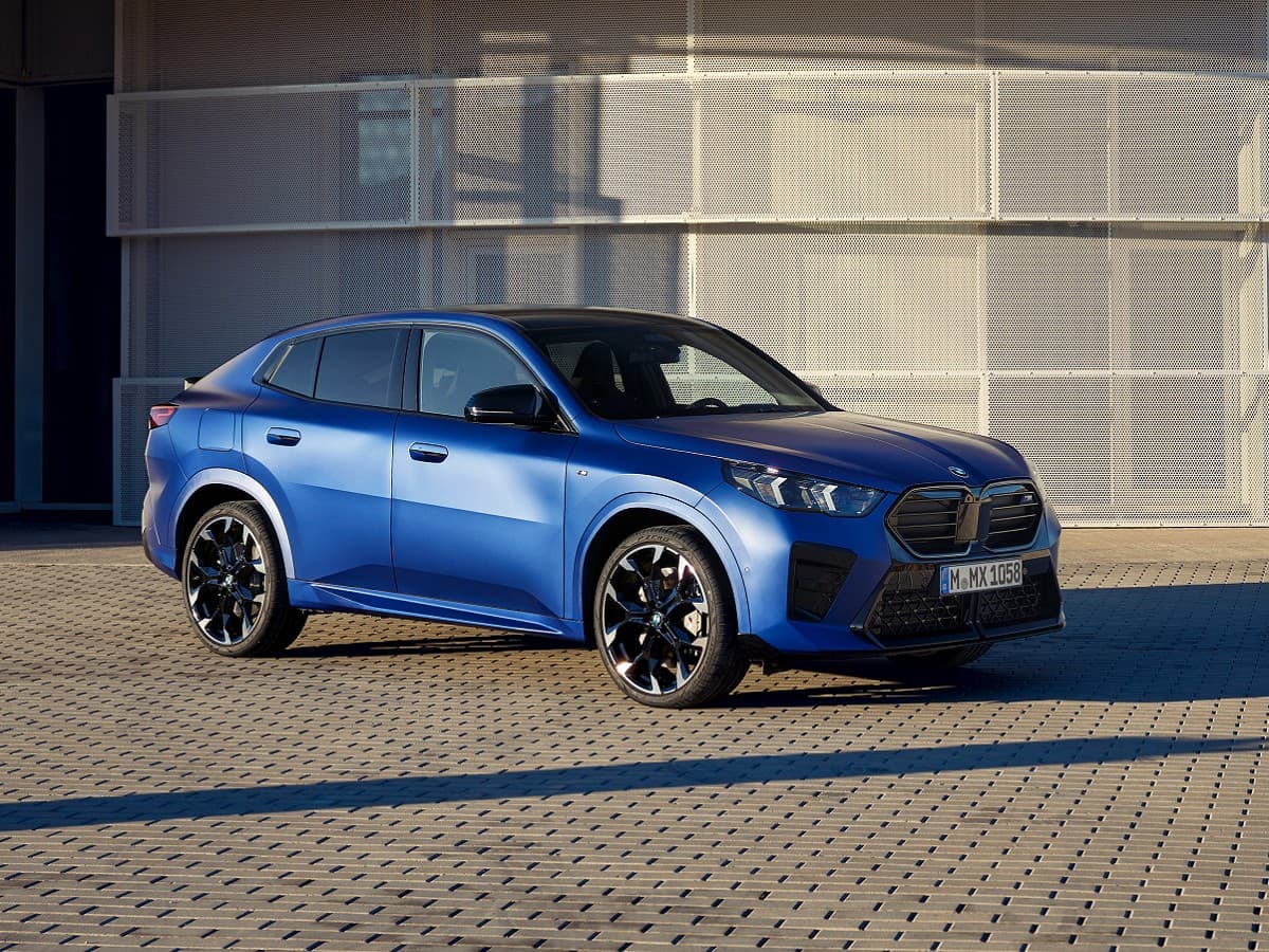 Hyundai-Custin-Launch