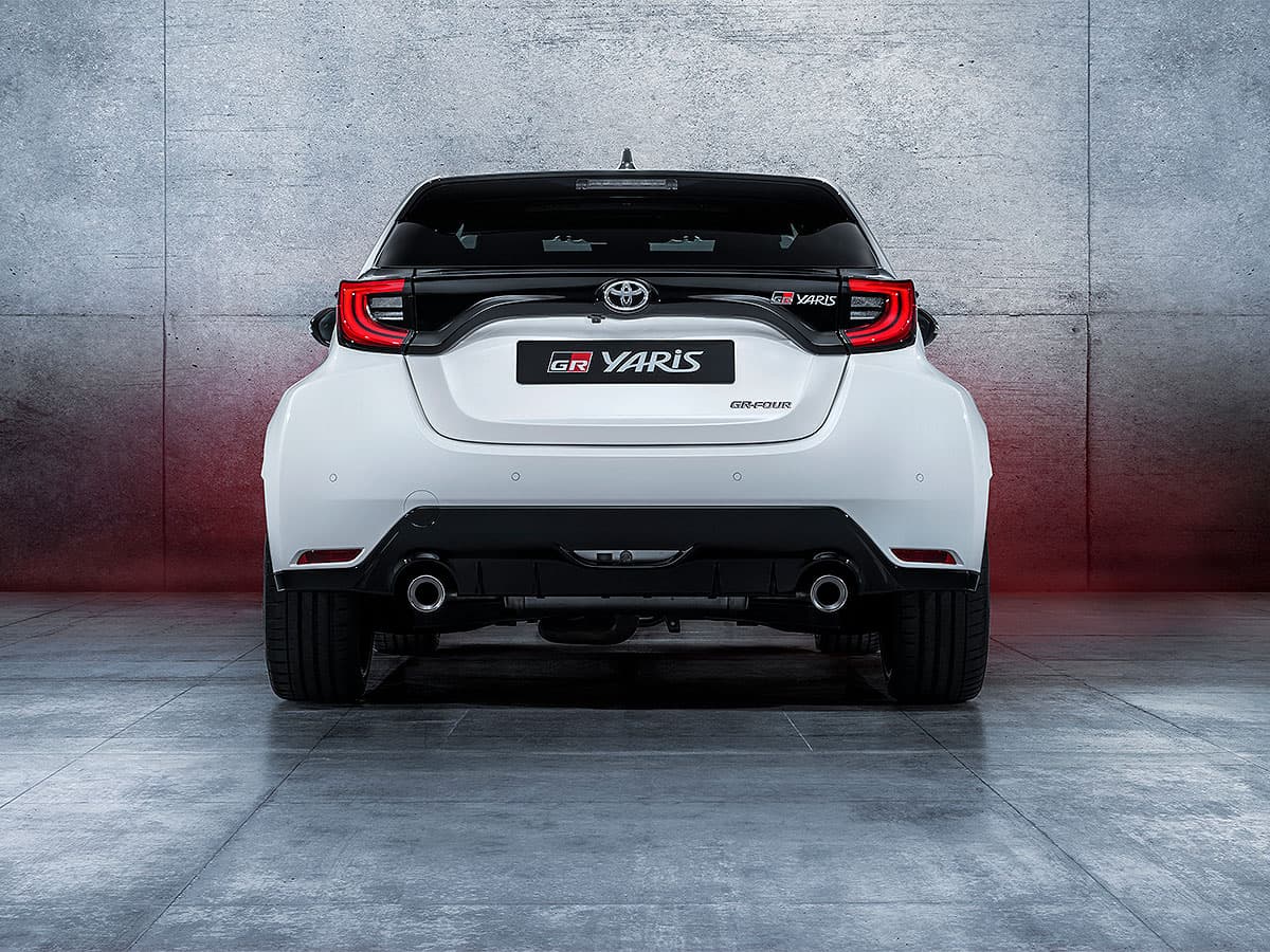 Hyundai-Custin-Launch