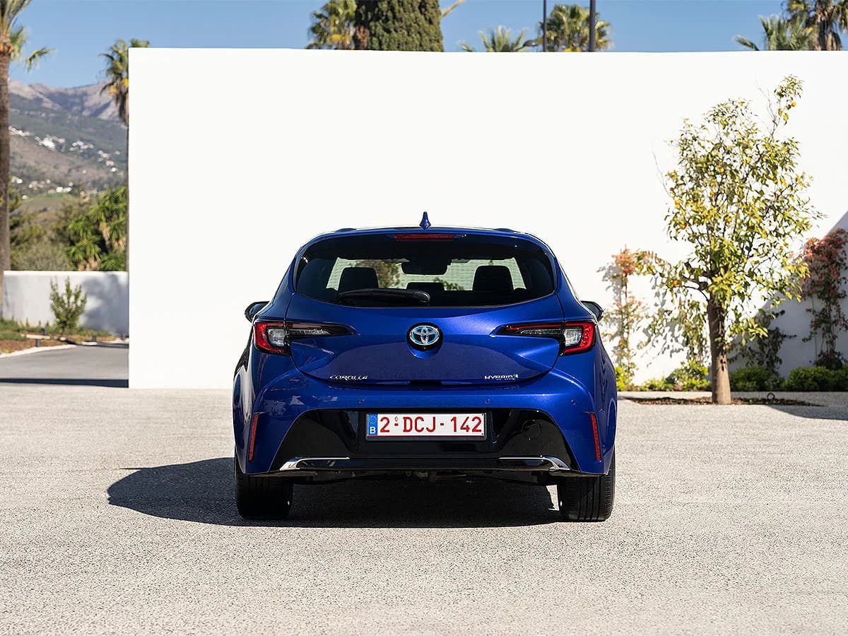 Hyundai-Custin-Launch
