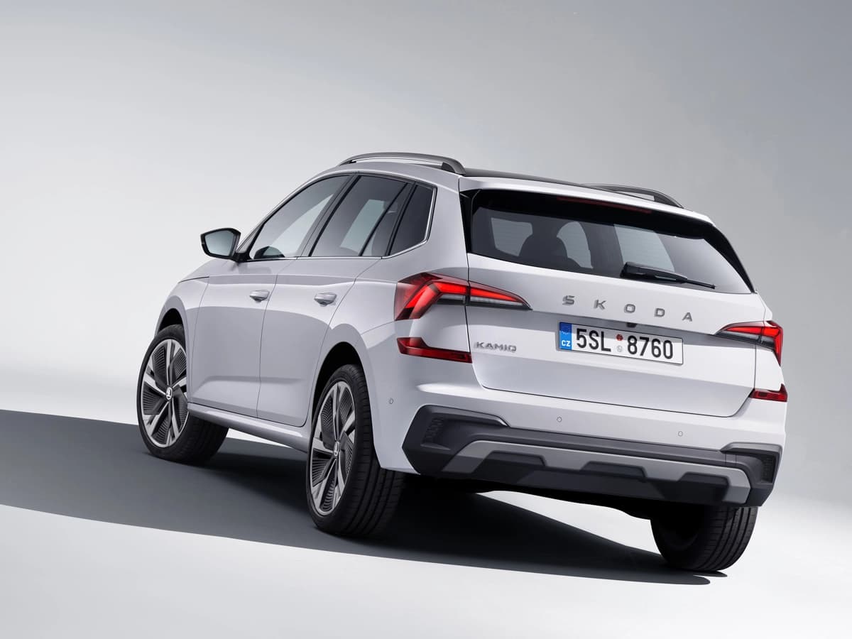 Hyundai-Custin-Launch
