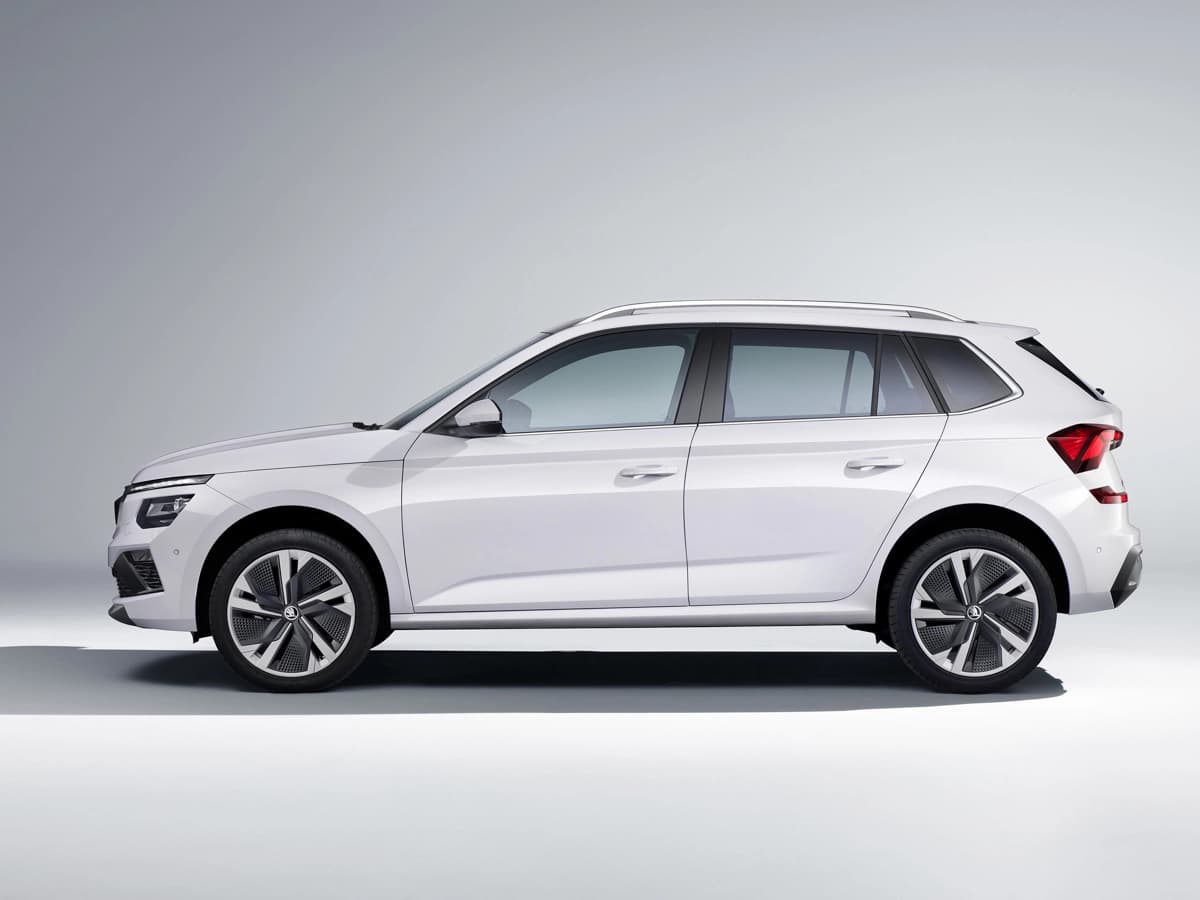 Hyundai-Custin-Launch