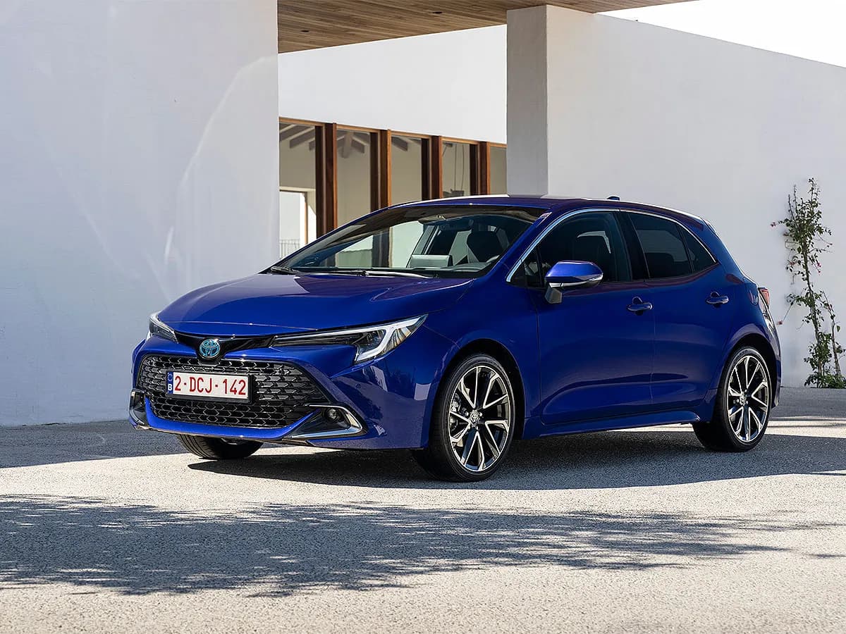Hyundai-Custin-Launch