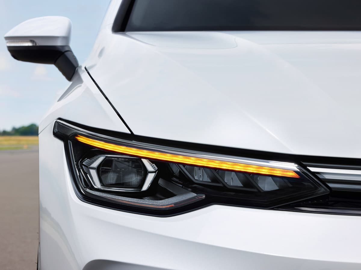 Hyundai-Custin-Launch