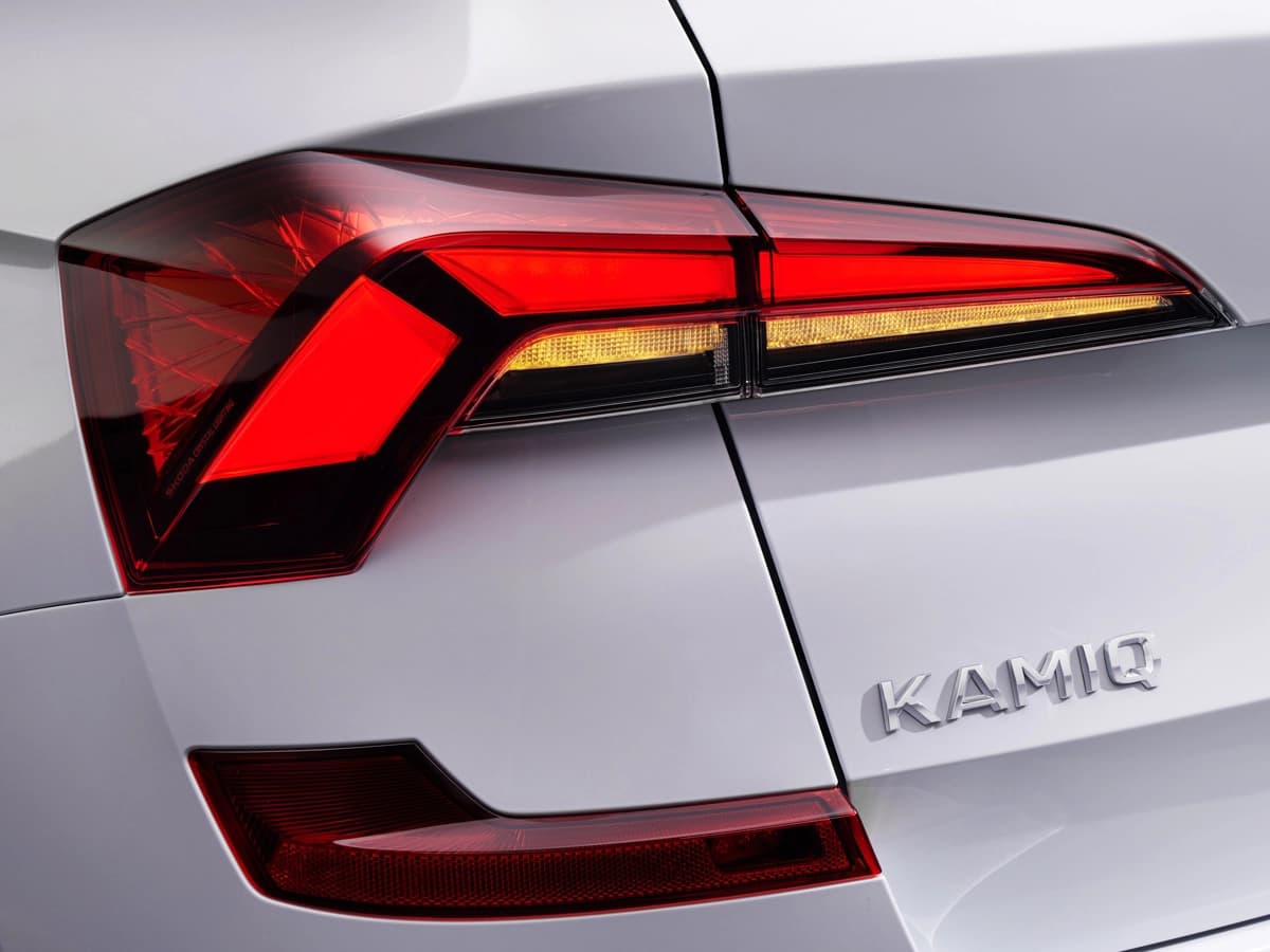 Hyundai-Custin-Launch