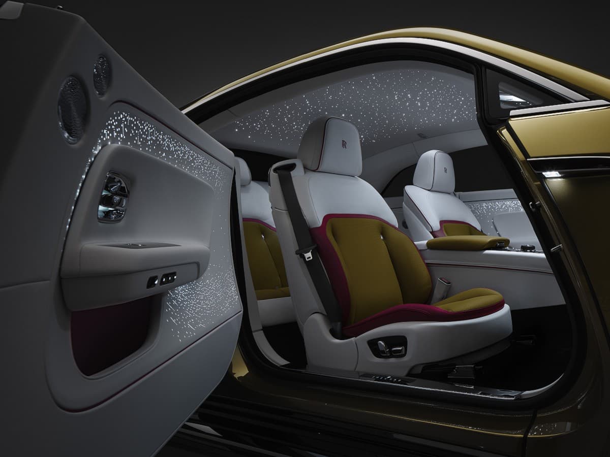 Hyundai-Custin-Launch