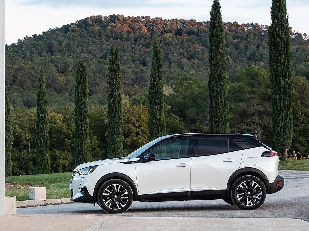 Hyundai-Custin-Launch