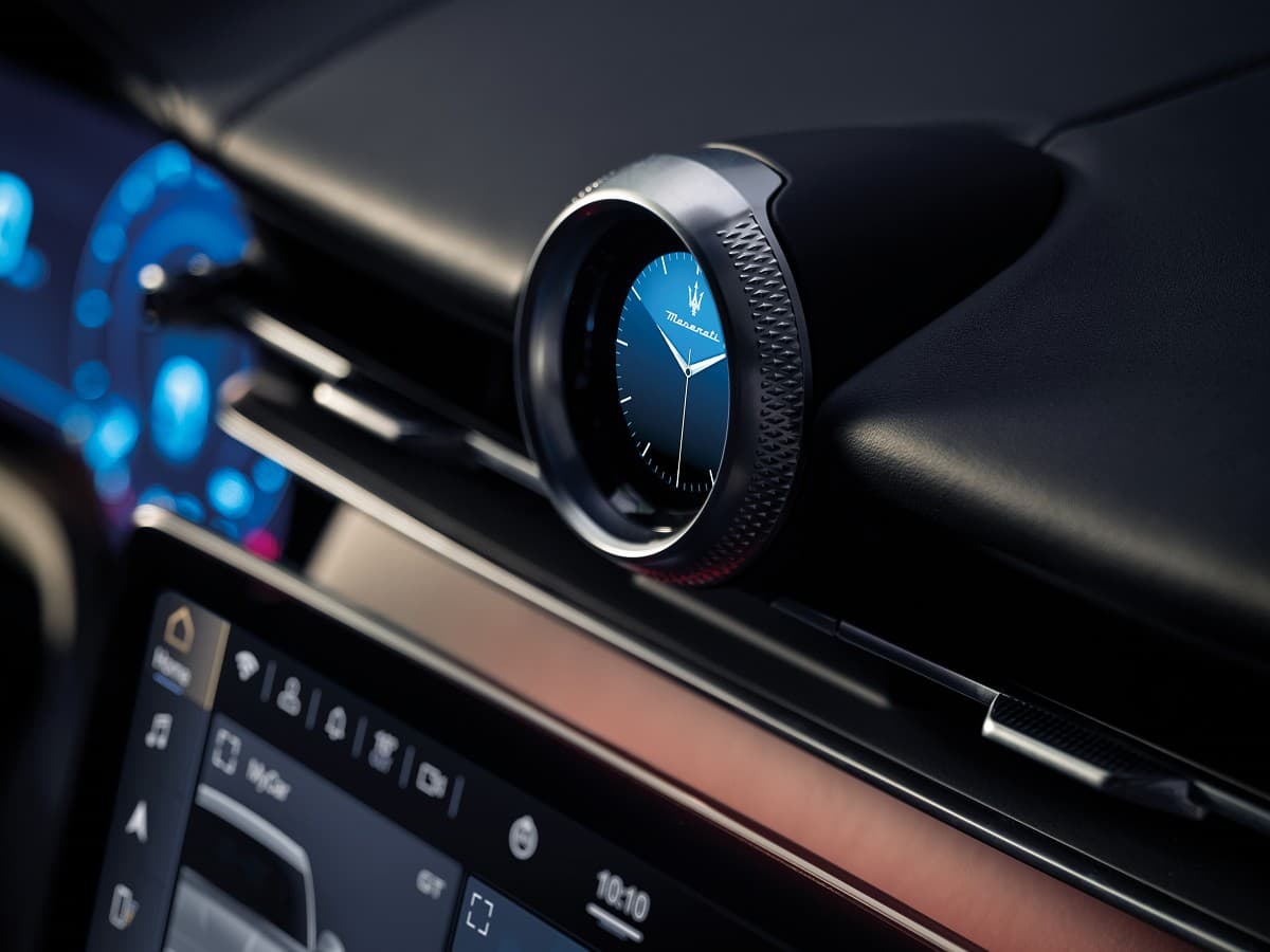 Hyundai-Custin-Launch