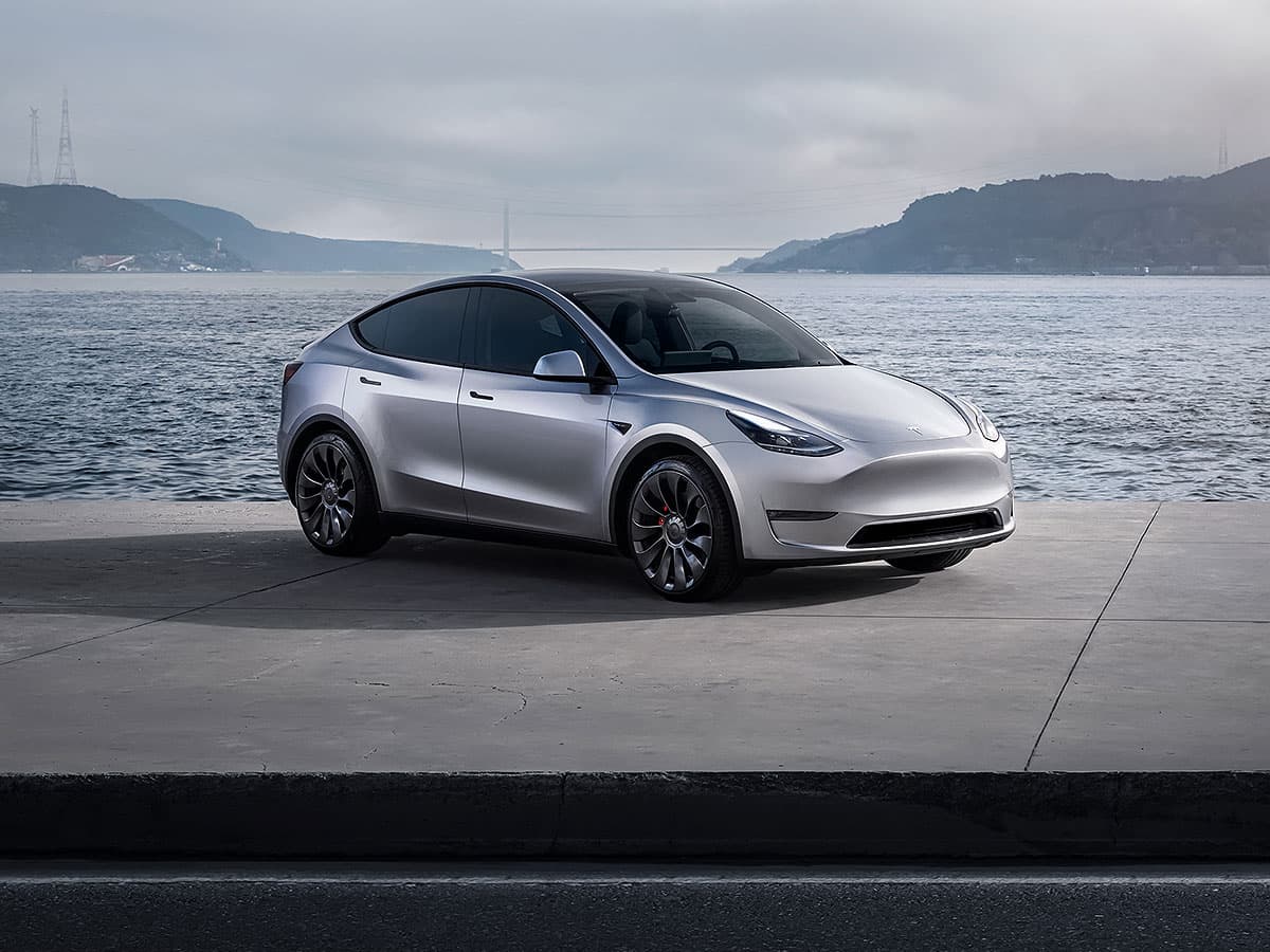 Hyundai-Custin-Launch