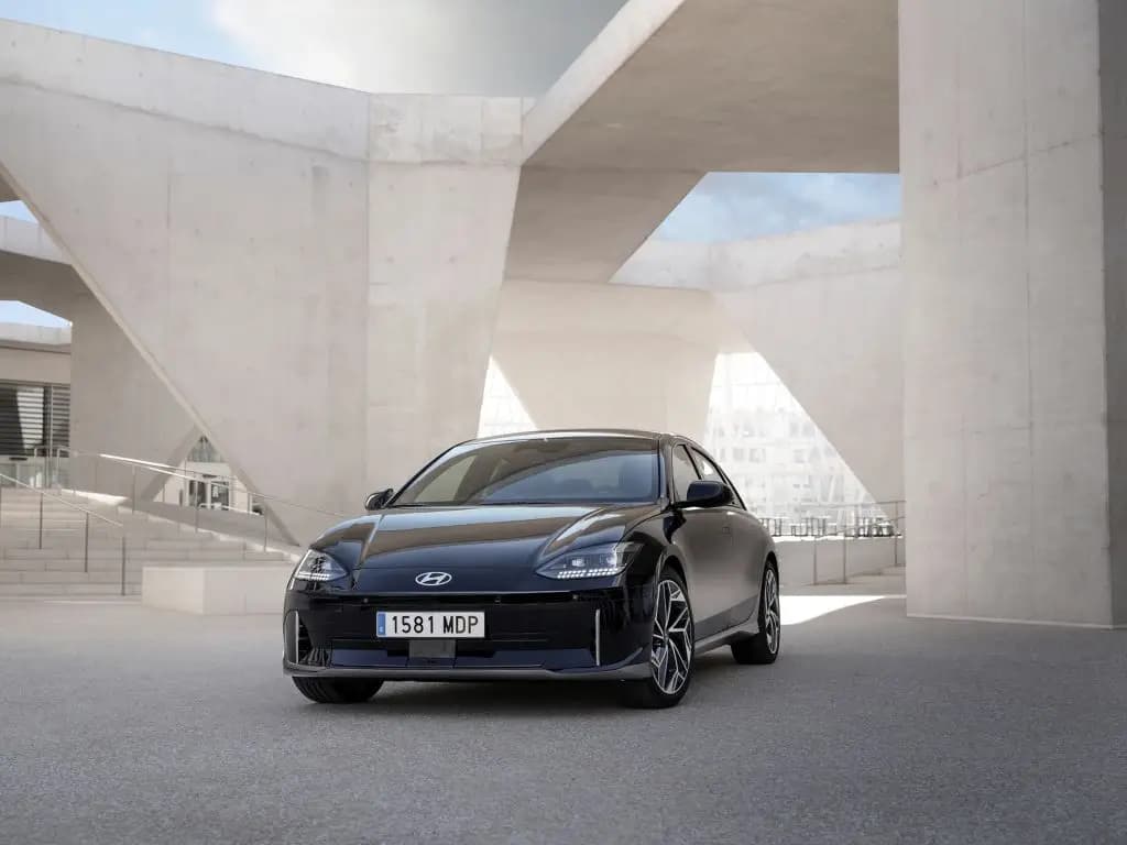 Hyundai-Custin-Launch