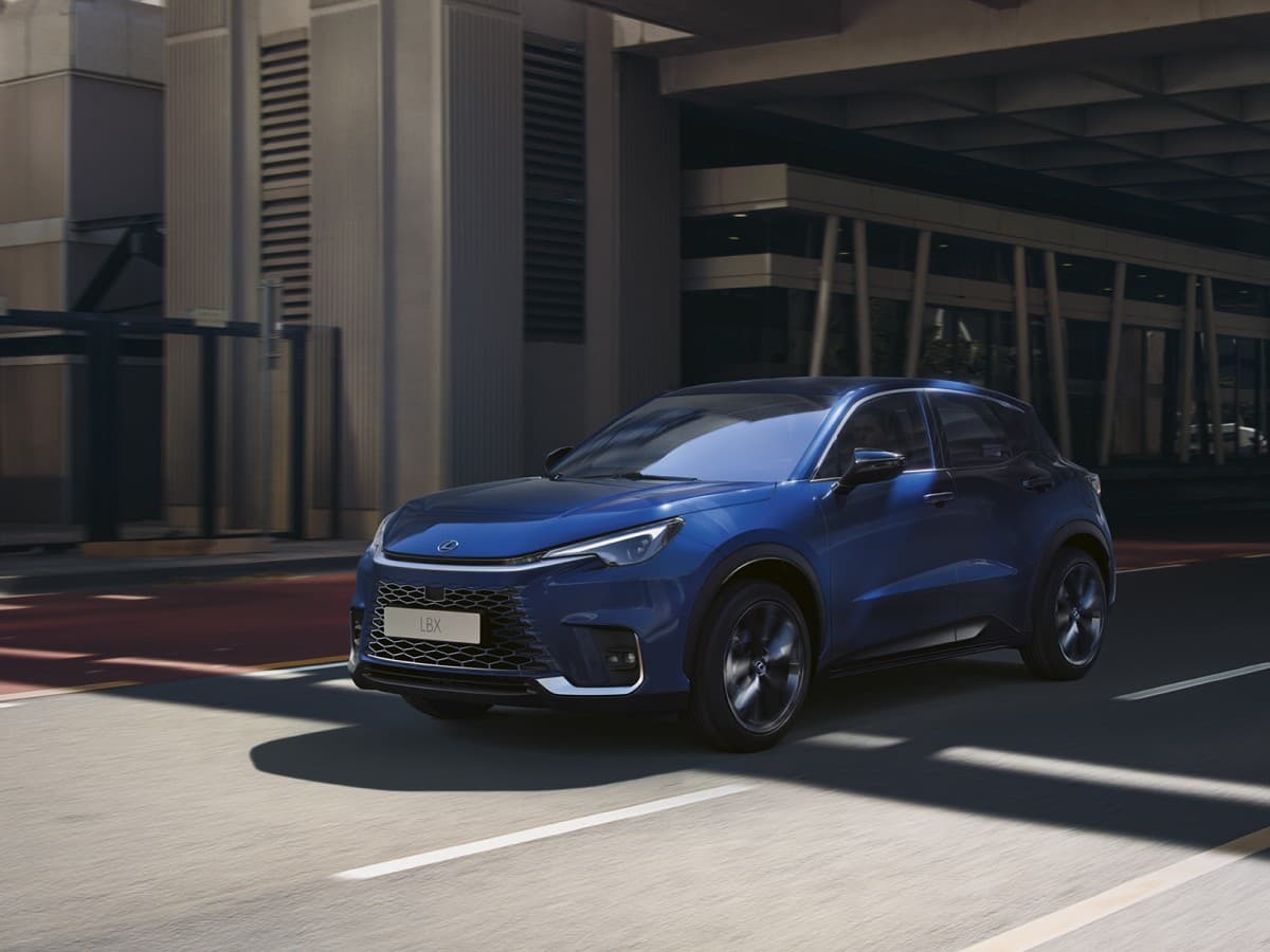 Hyundai-Custin-Launch