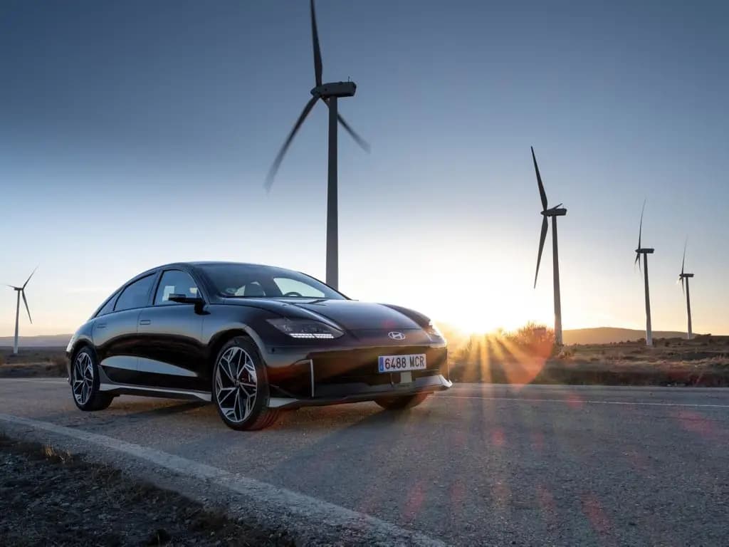 Hyundai-Custin-Launch