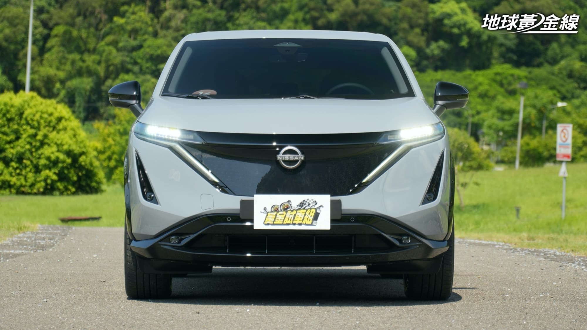Hyundai-Custin-Launch