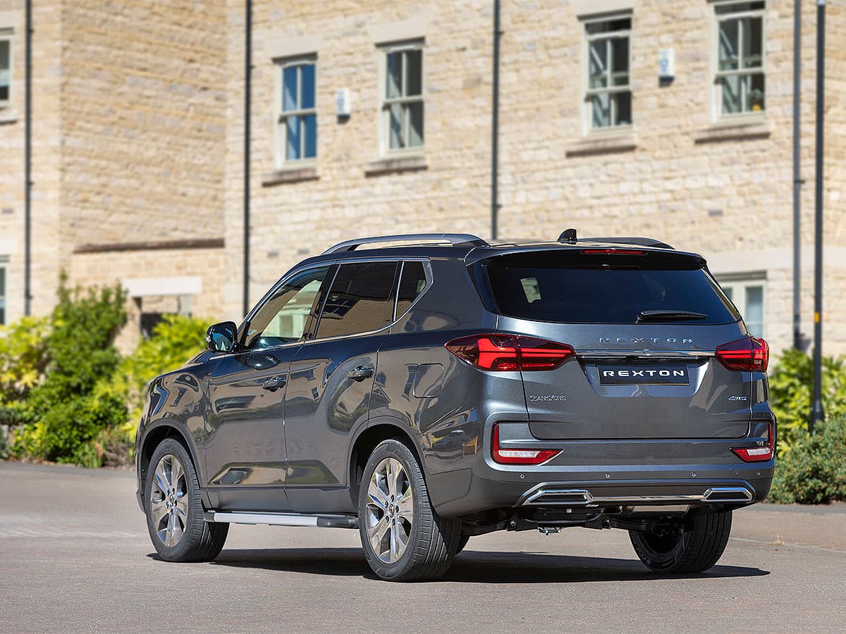 Hyundai-Custin-Launch