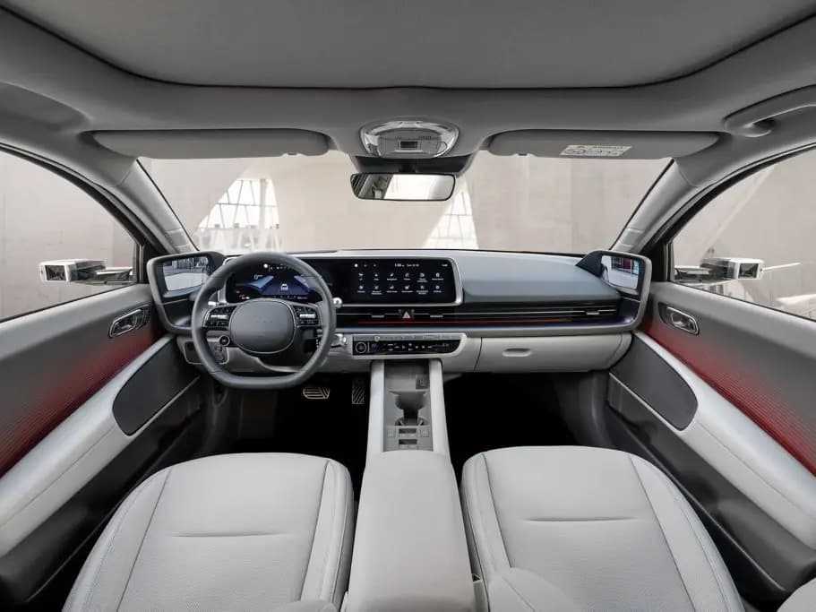 Hyundai-Custin-Launch