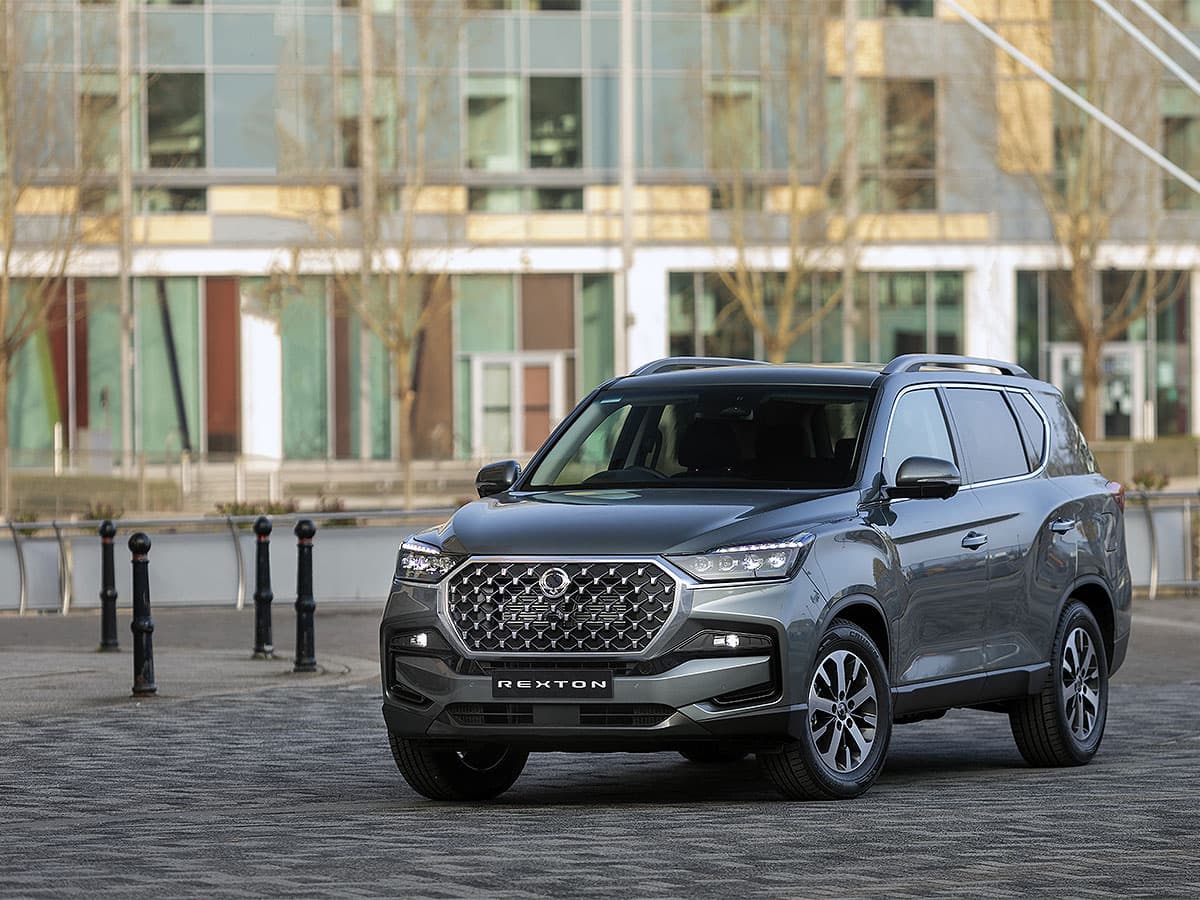 Hyundai-Custin-Launch
