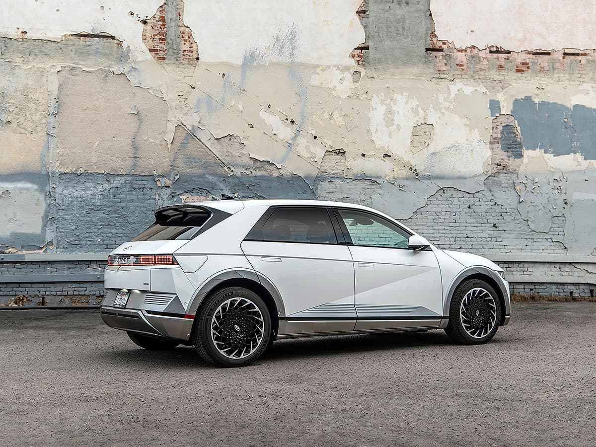 Hyundai-Custin-Launch