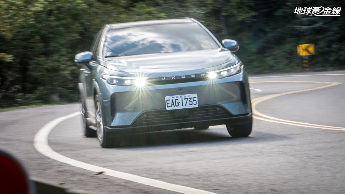 Hyundai-Custin-Launch