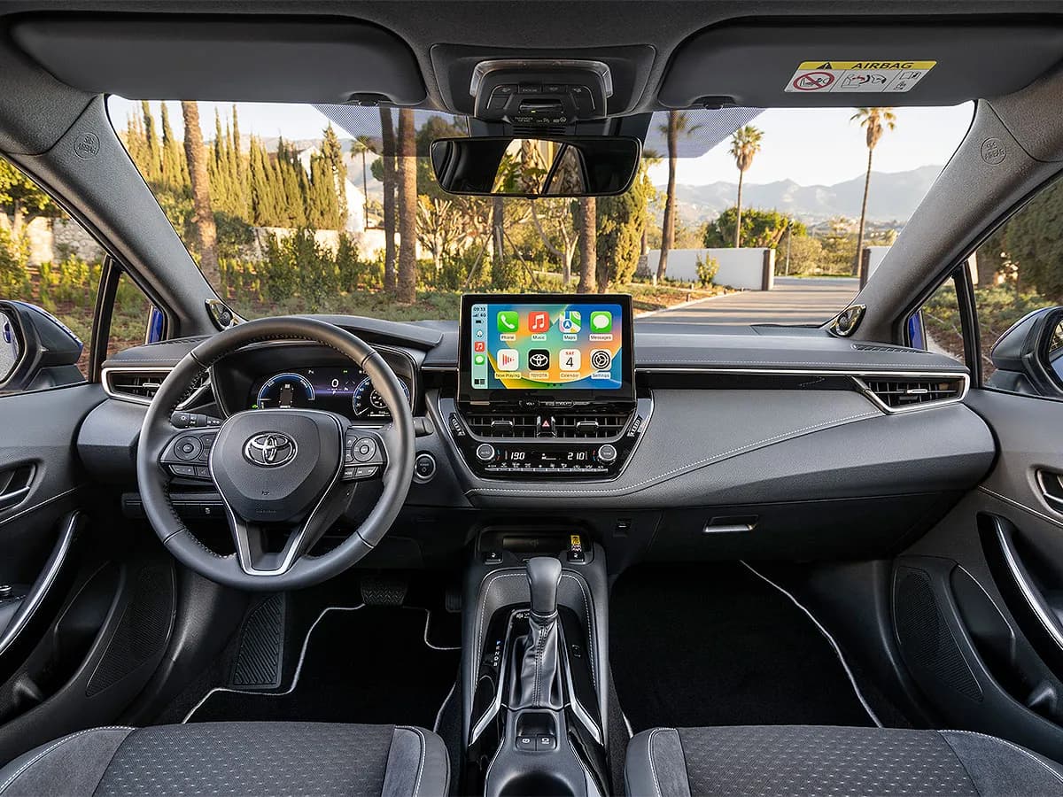 Hyundai-Custin-Launch