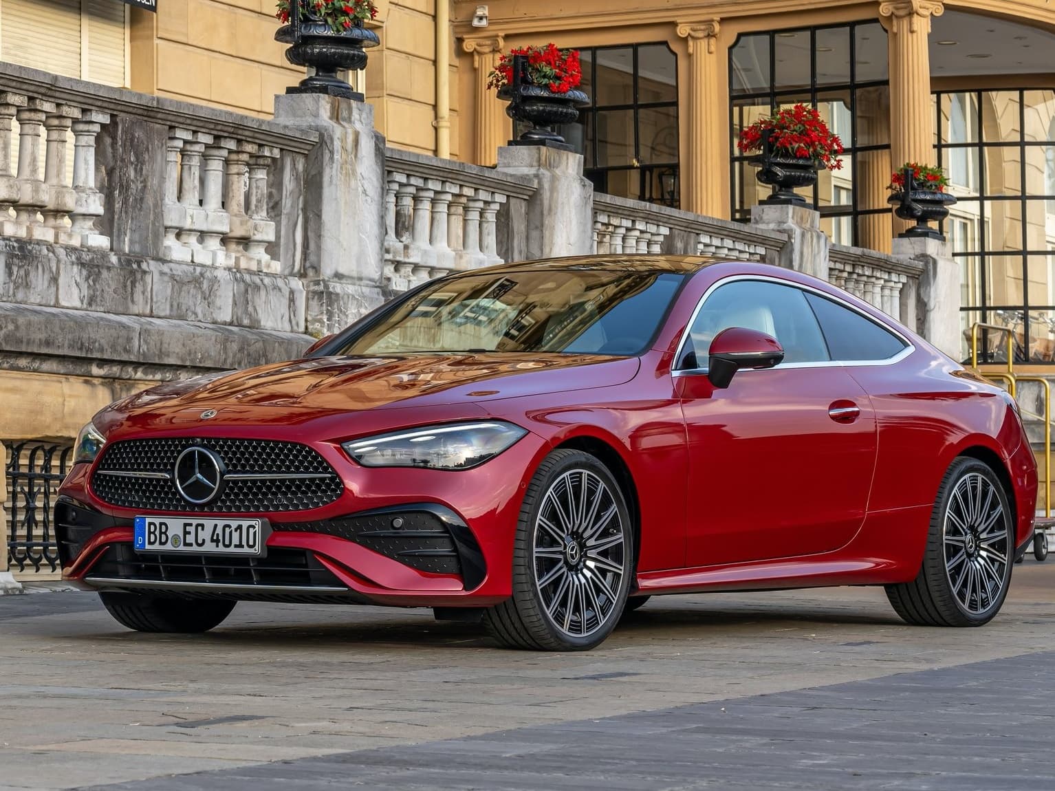 Hyundai-Custin-Launch